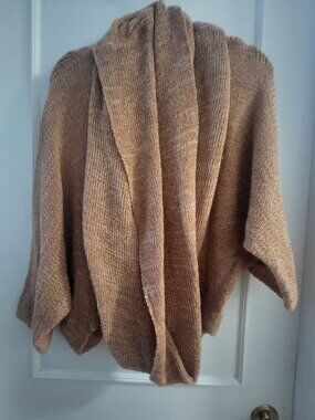 NWOT Oversized Knit Ruana / Cocoon Shrug – Earthy Honey Wheat